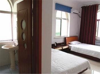 Longtai Star Hotel 칭다오 외부 사진